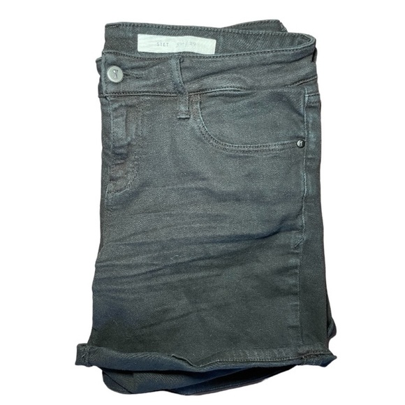 ANTHROPOLOGIE | PILCRO Stet Denim Shorts in Black - Picture 2 of 2